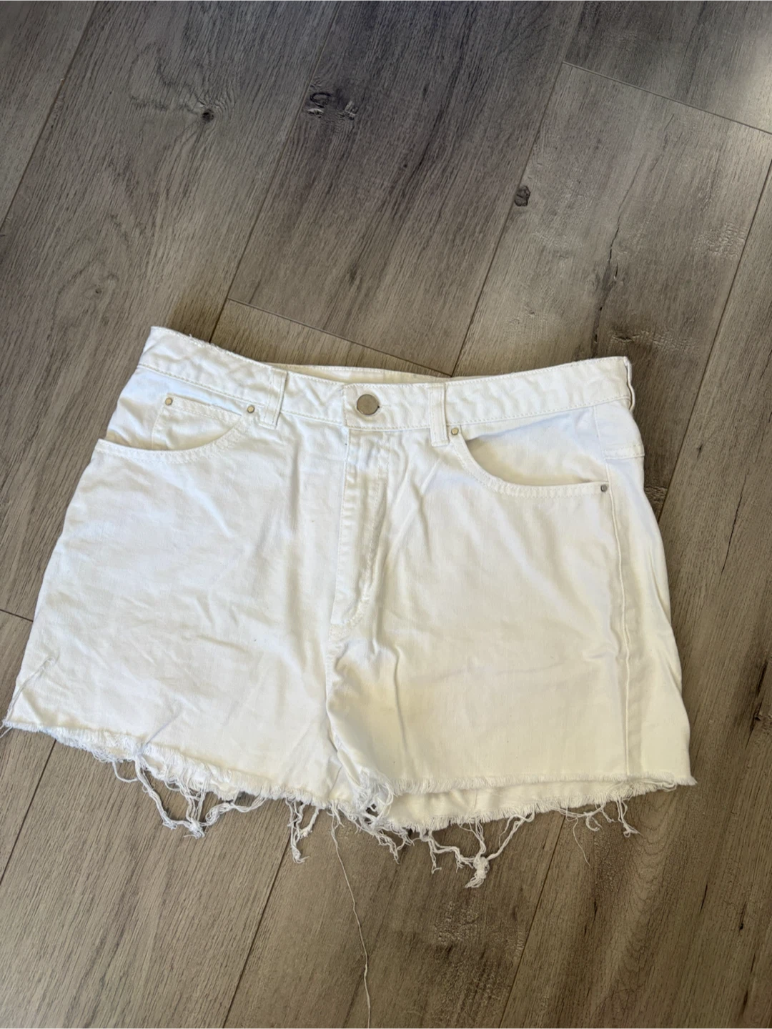 Oak + Fort White Denim Shorts Size 28