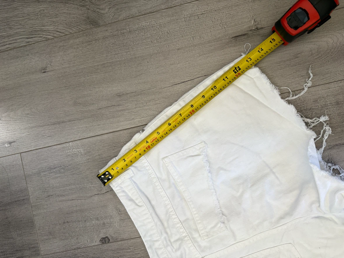 Oak + Fort White Denim Shorts Size 28 - photo 4