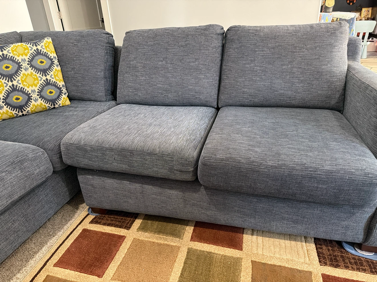 Sectional sofa comfortable sitting for 5 -6 people - photo 2