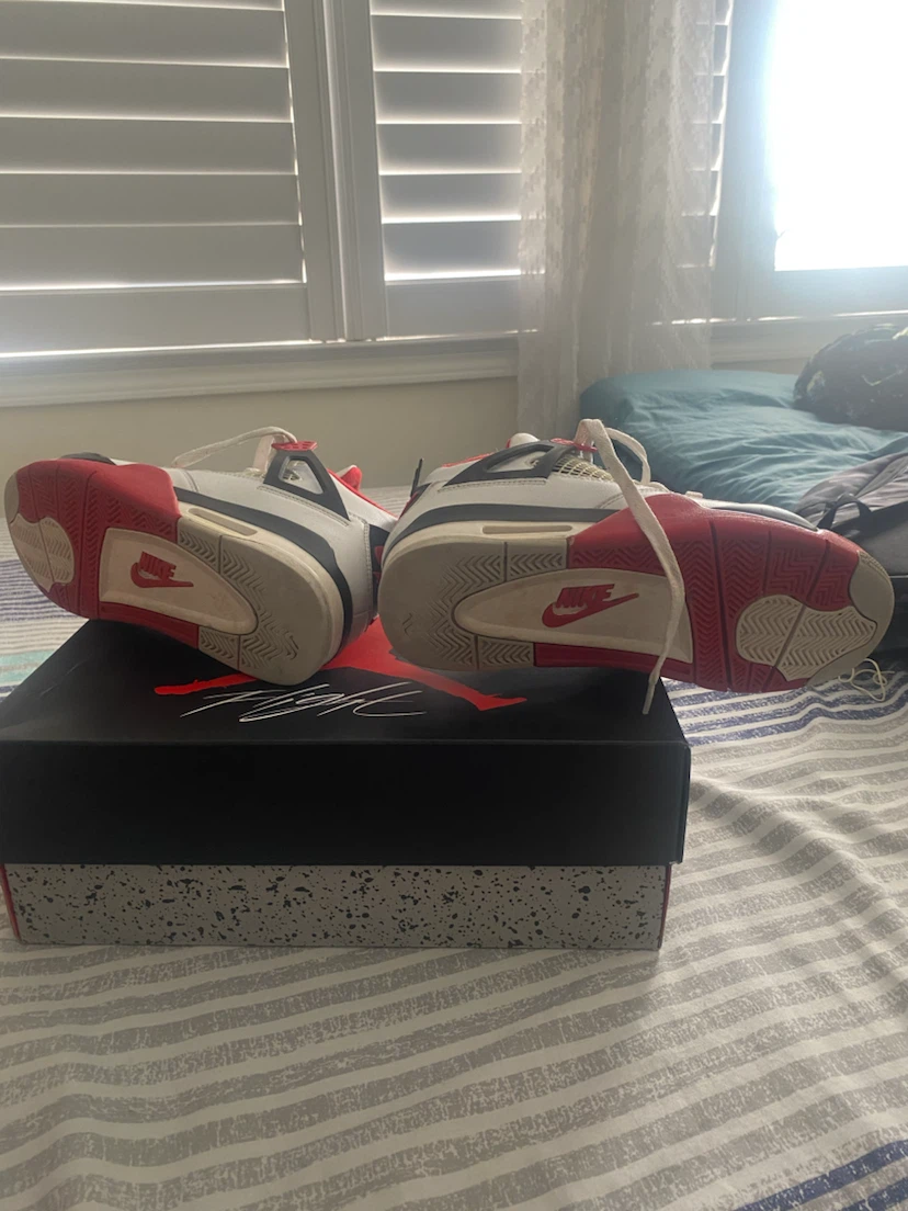 Air Jordan 4 Retro fire red - photo 3