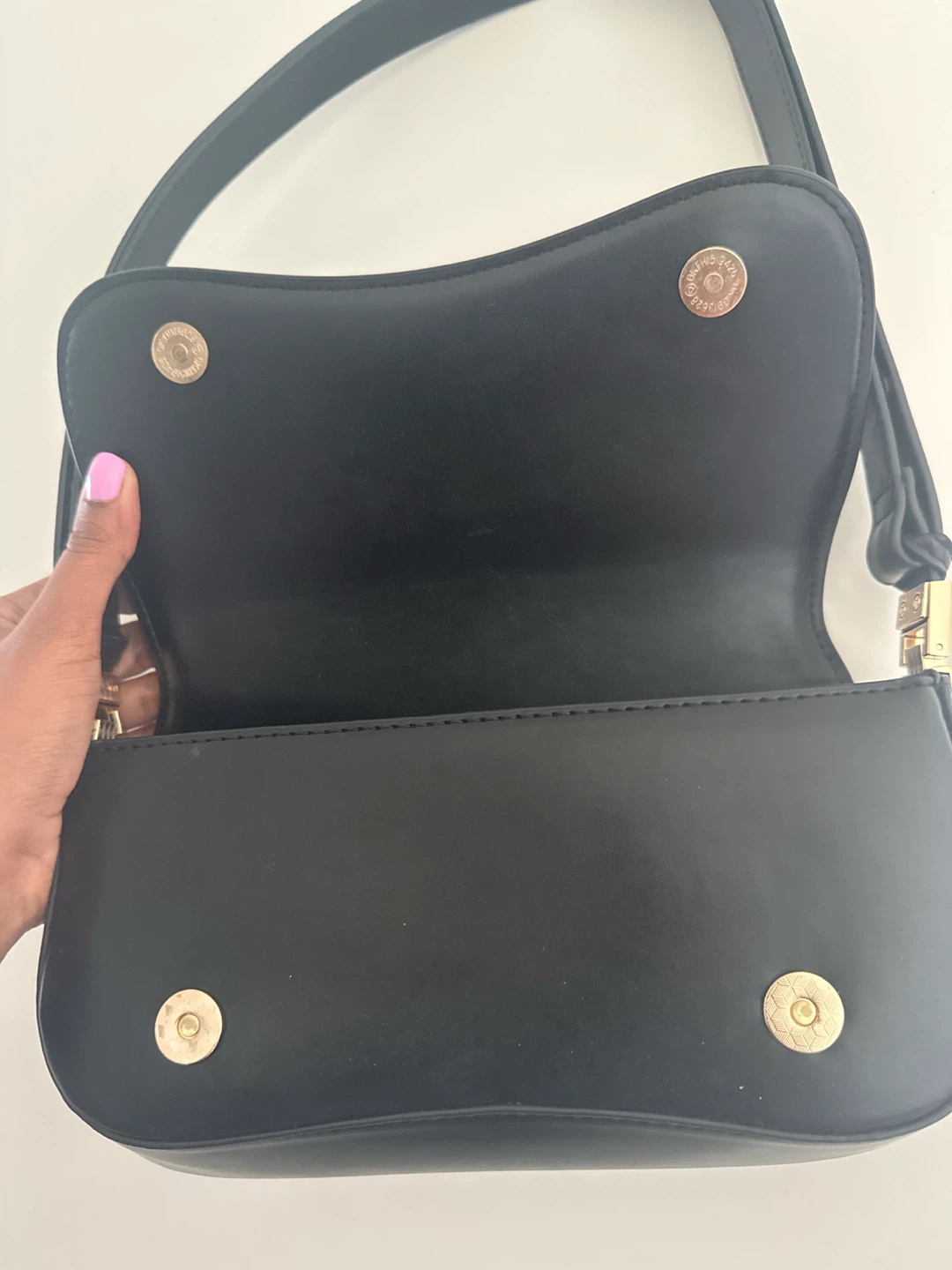 JM PEI Black Shoulder Bag - photo 4