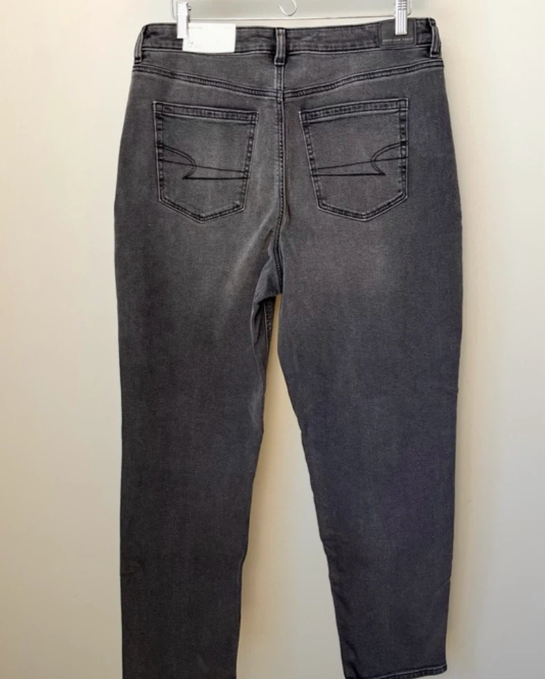 NWT American Eagle Mom Jean - Grey Size 14 - photo 3