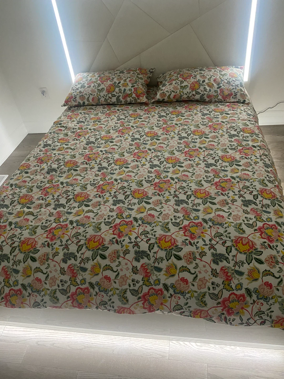 Platform Storage Bed Frame with LED Lights - photo 5