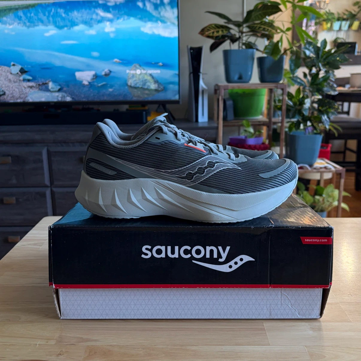 Saucony Mens Tide2 Shoes