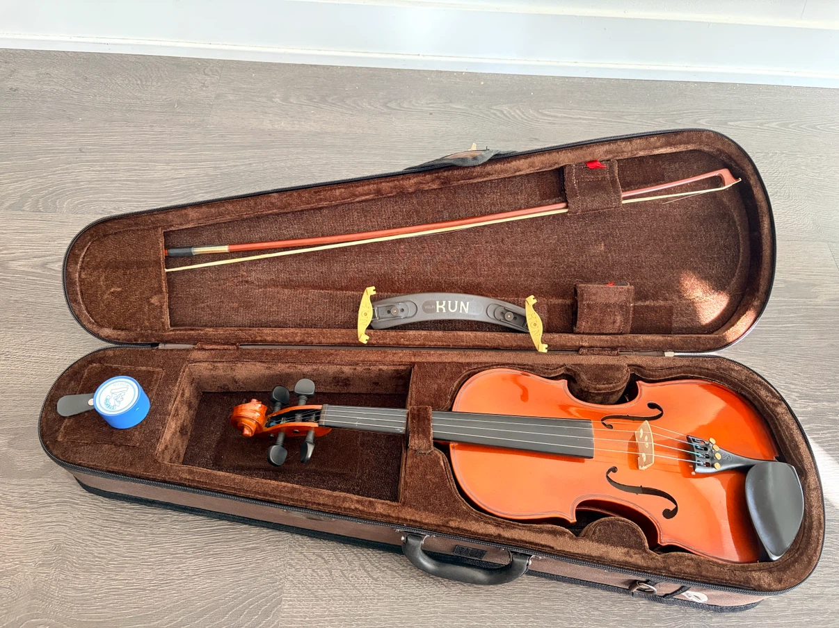 Violin with Case and Accessories - photo 2