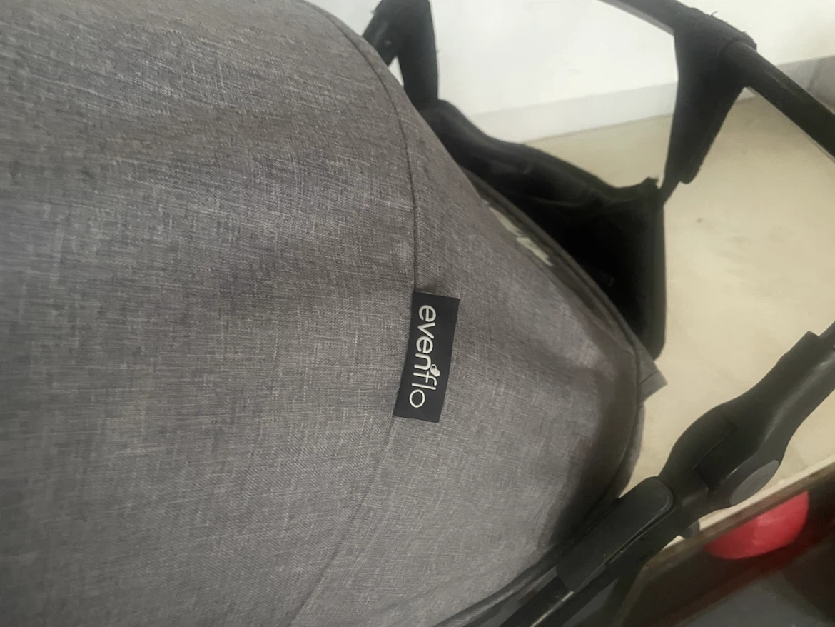 Evenflo Stroller - photo 2