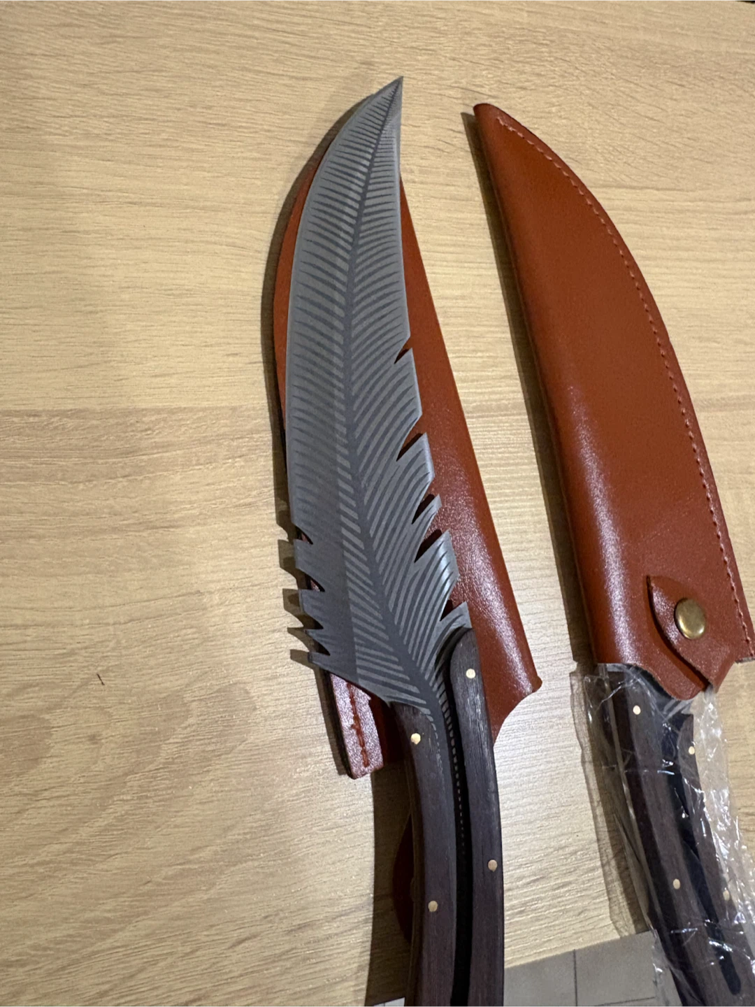 Feather Engraved Knives with Sheaths - photo 2