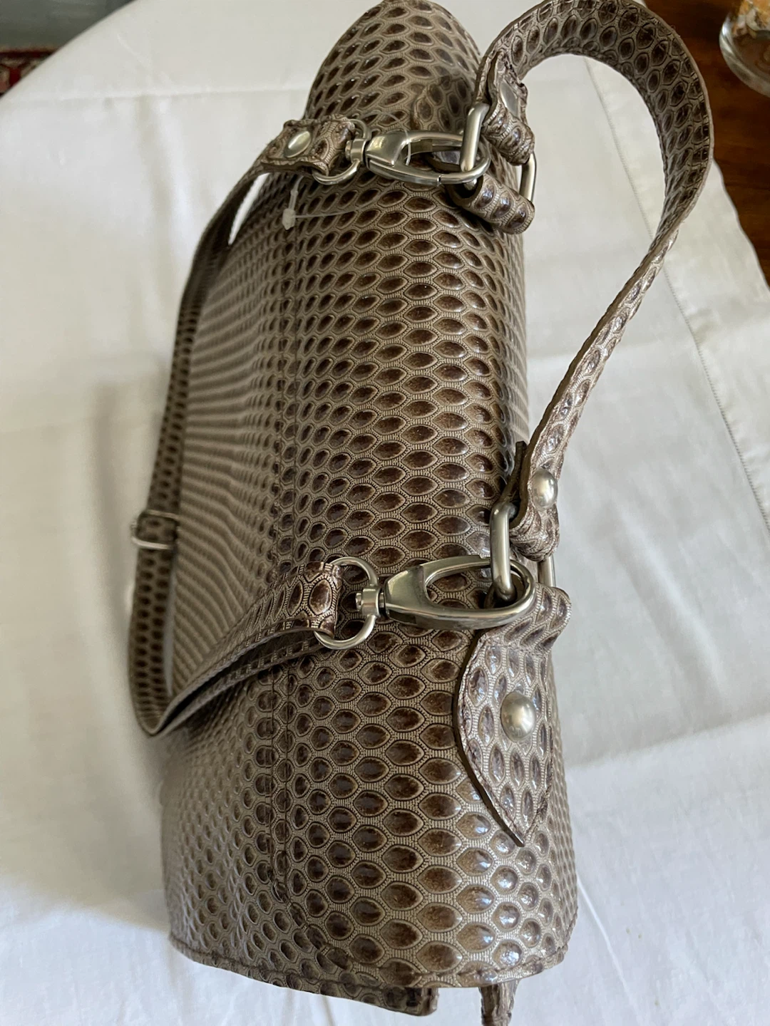 Brown Embossed Handbag with Silver Clasp - photo 5