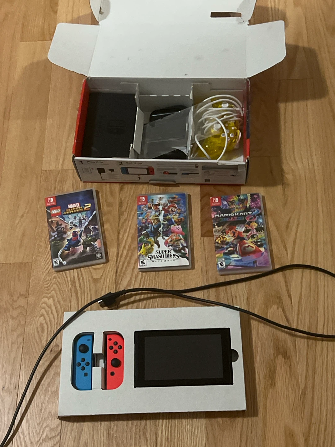 Nintendo Switch Console with 3 Games - photo 3