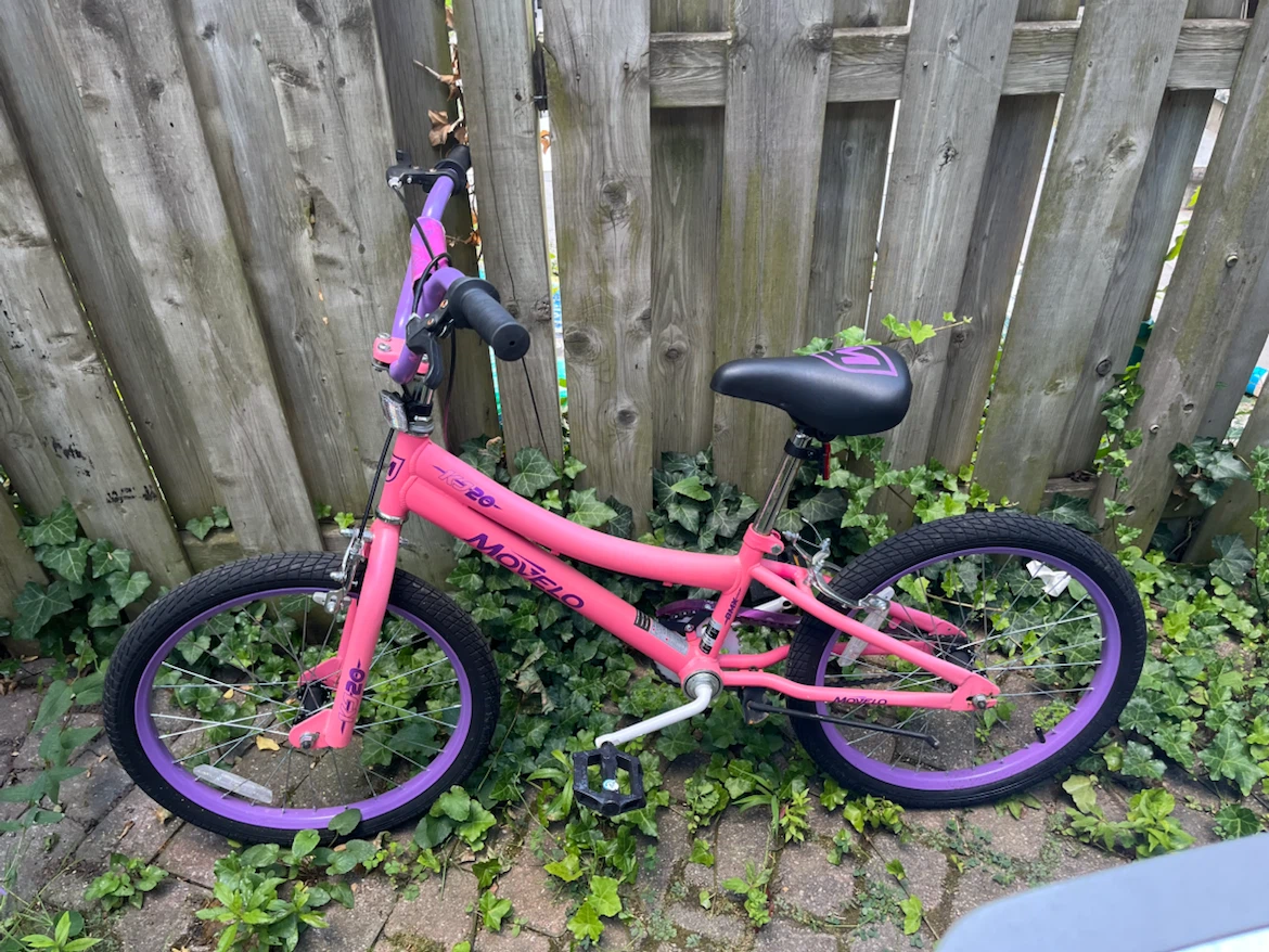 Movelo 20” Pink & Purple BMX Bike / front & back hand brakes - photo 4