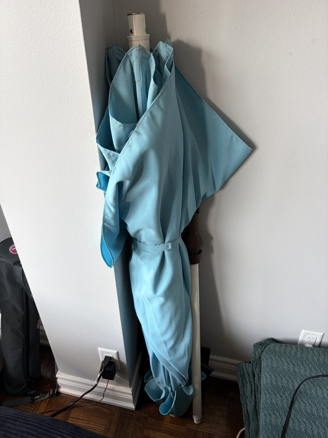 IKEA - HÖGÖN / IGGÖN Light Blue Patio Umbrella