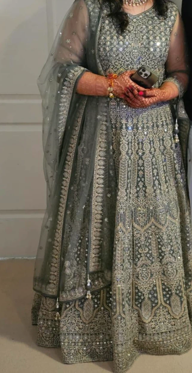 Engagement anarkali gown - photo 3