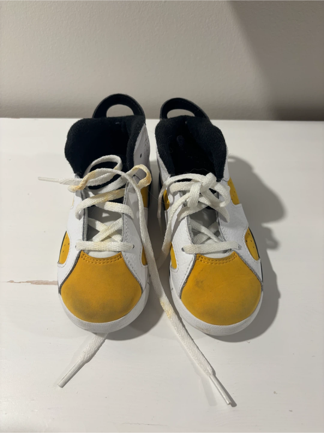 Jordan 6 Retro