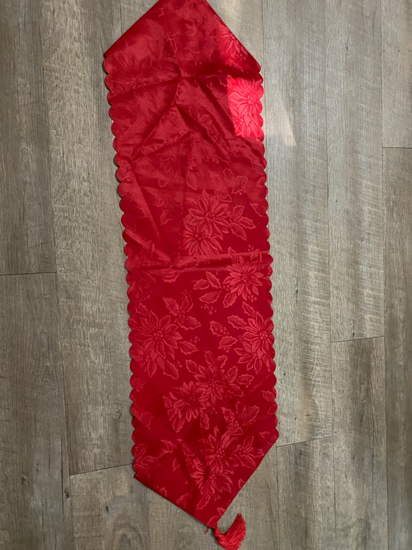 Red Poinsettia Table Runner