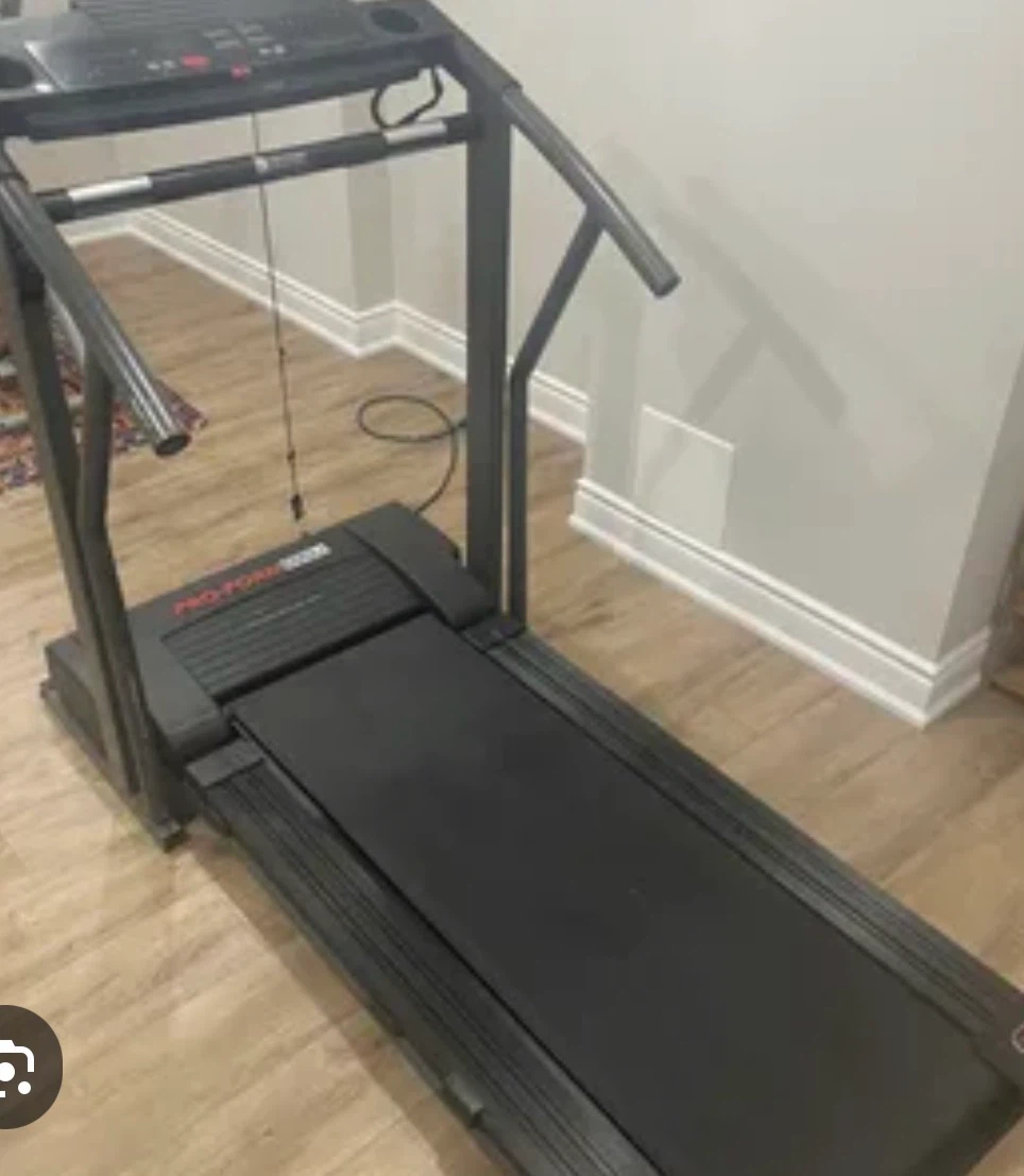Proform 595 foldable Treadmill - photo 2