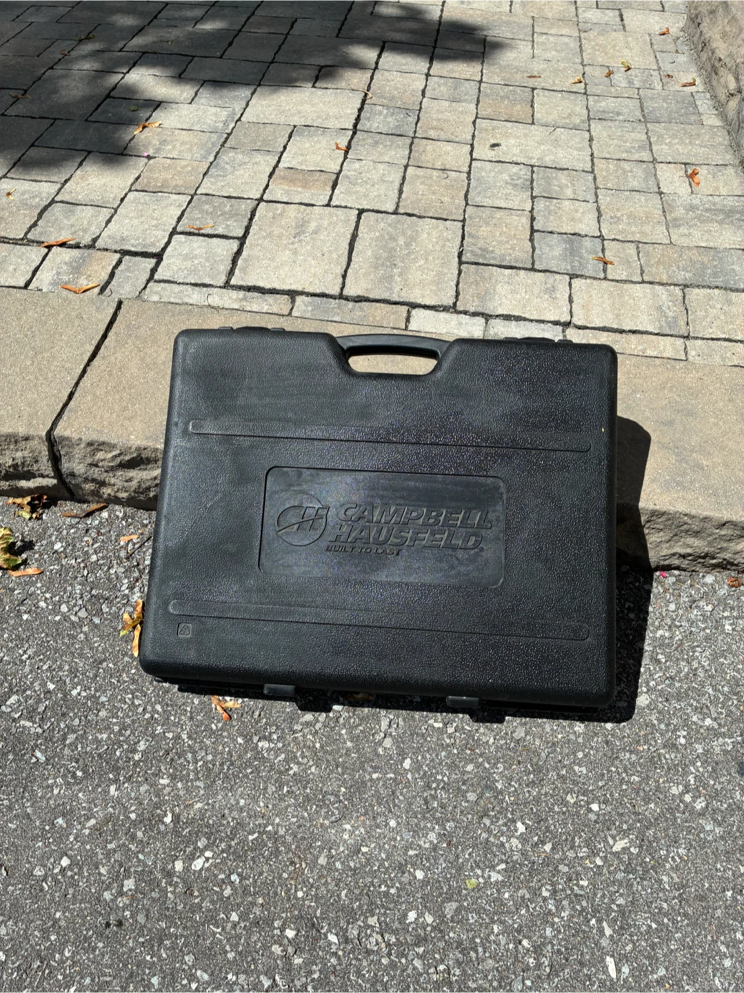 Campbell Hausfeld Hardwood Floor Nailer - photo 2
