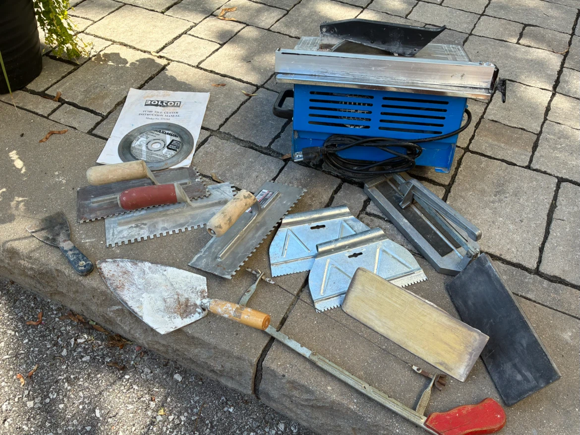 Bolton Power TC180 Tile Cutter and Tools