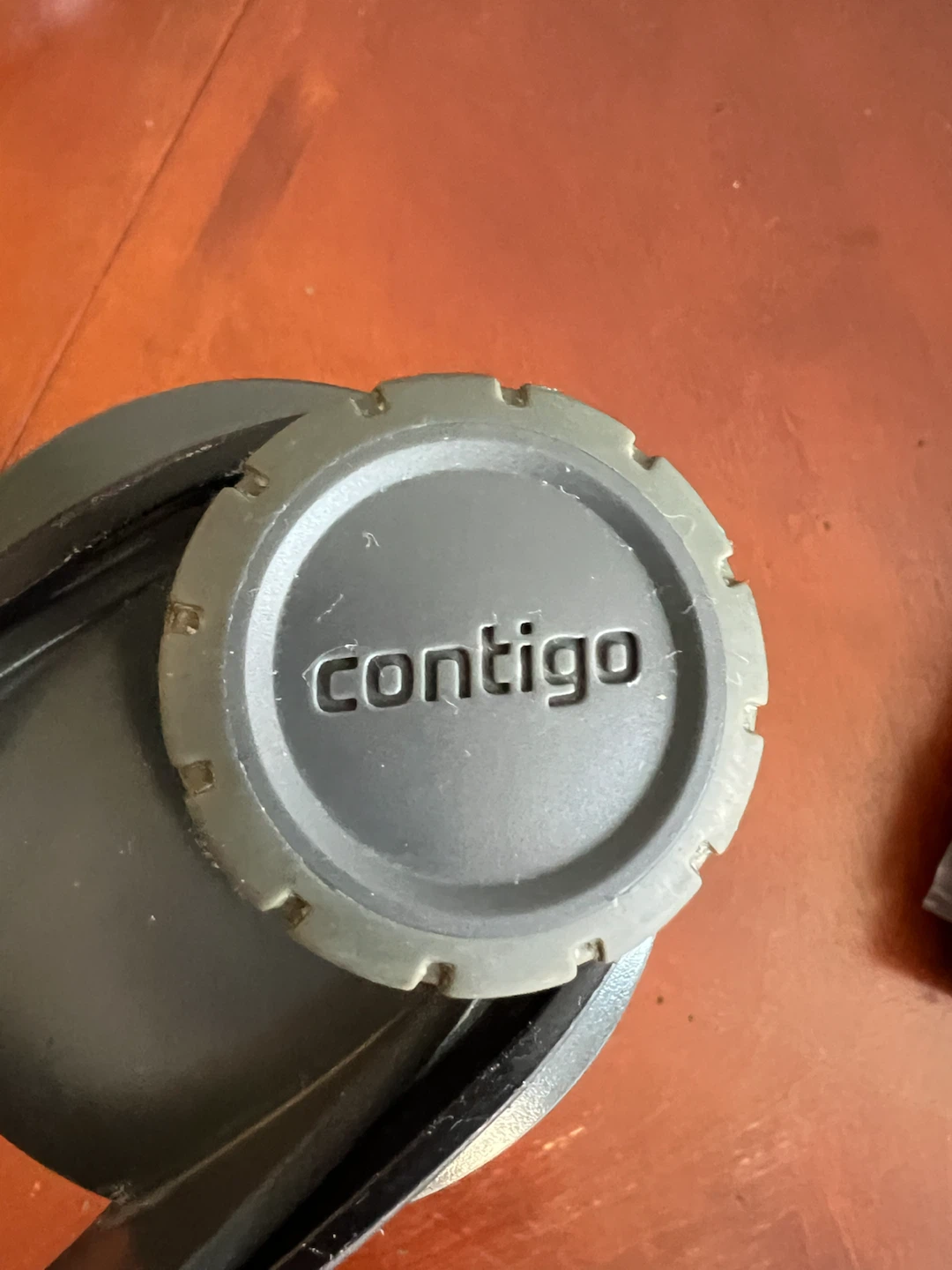 Contigo Stainless Steel Shaker Bottle - photo 2