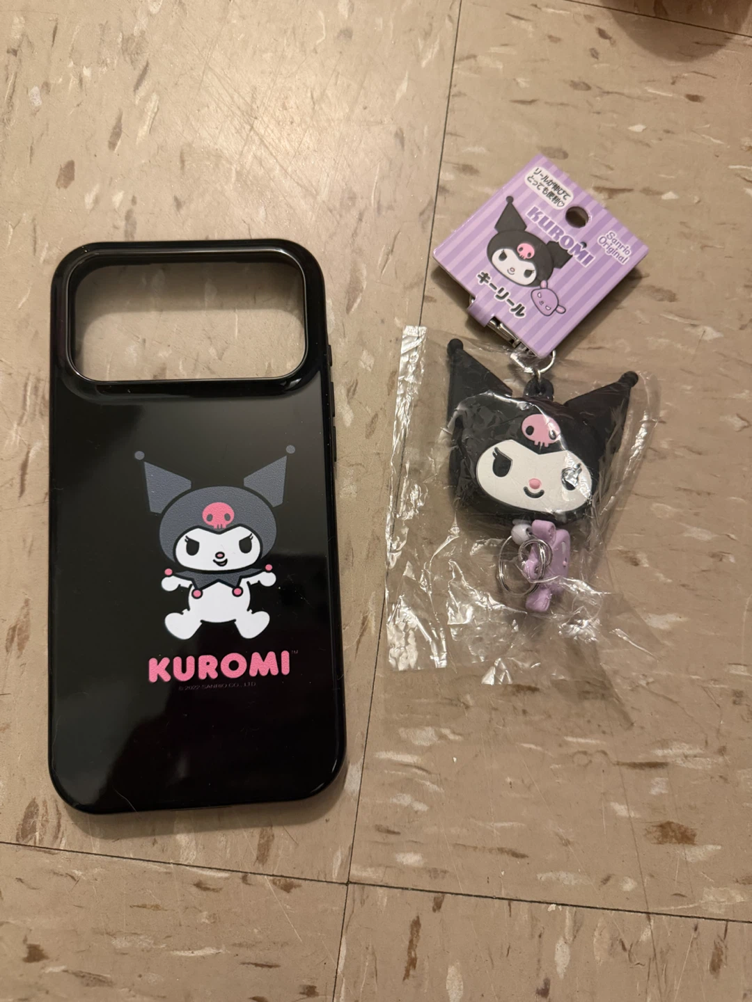 Kuromi iPhone 17 pro max Case with Keychain