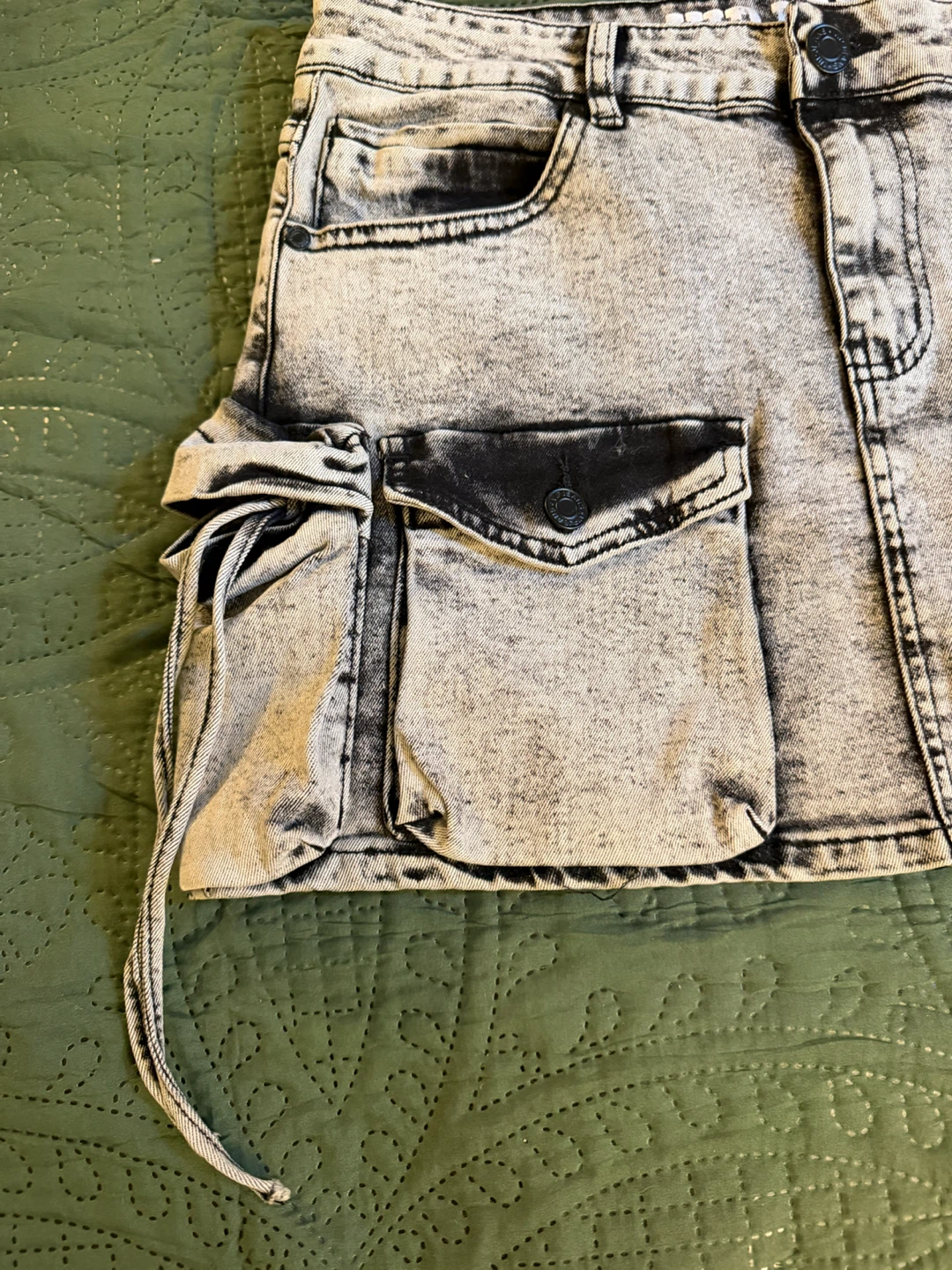 V.I.P. Jeans Acid Wash Cargo Denim Skirt XL - photo 3