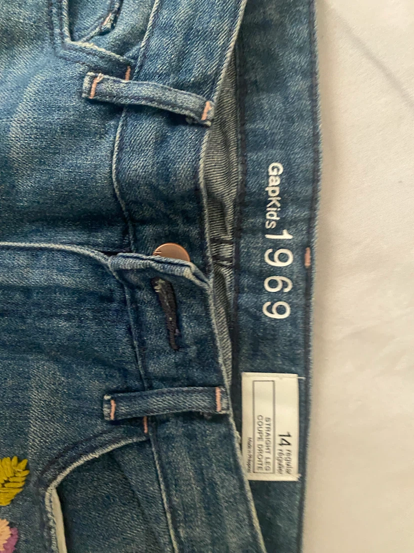 Gap Kids 1969 Embroidered Straight Leg Jeans - photo 3