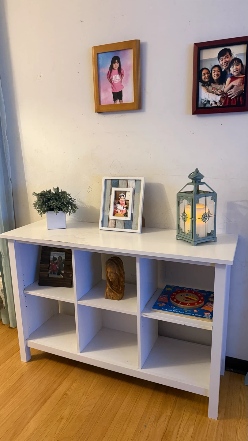 White Cube Storage Shelf check more pictures condition
