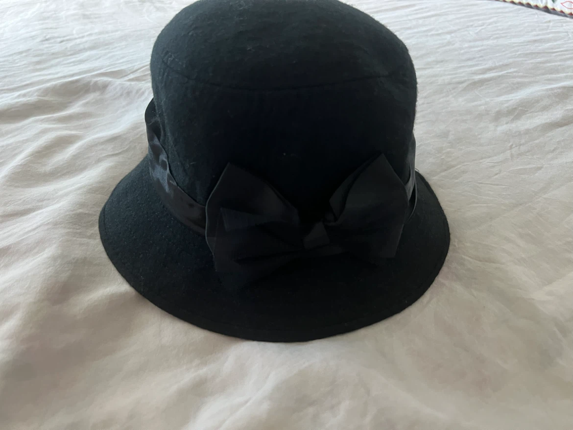 Black Bow Cloche Hat - photo 2