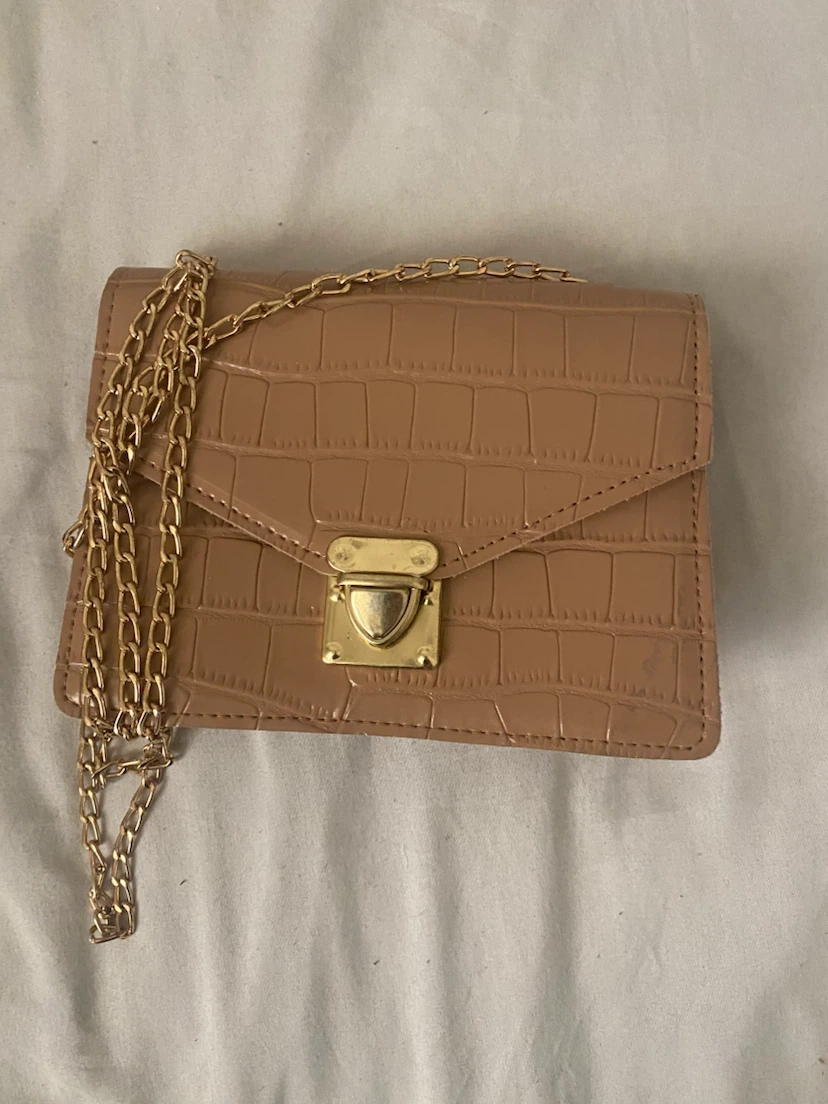 Tan Croc-Embossed Chain Shoulder Bag