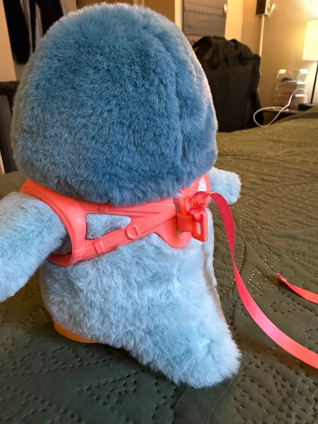 Little Live Pets Dancing Penguin Plush Toy - photo 3