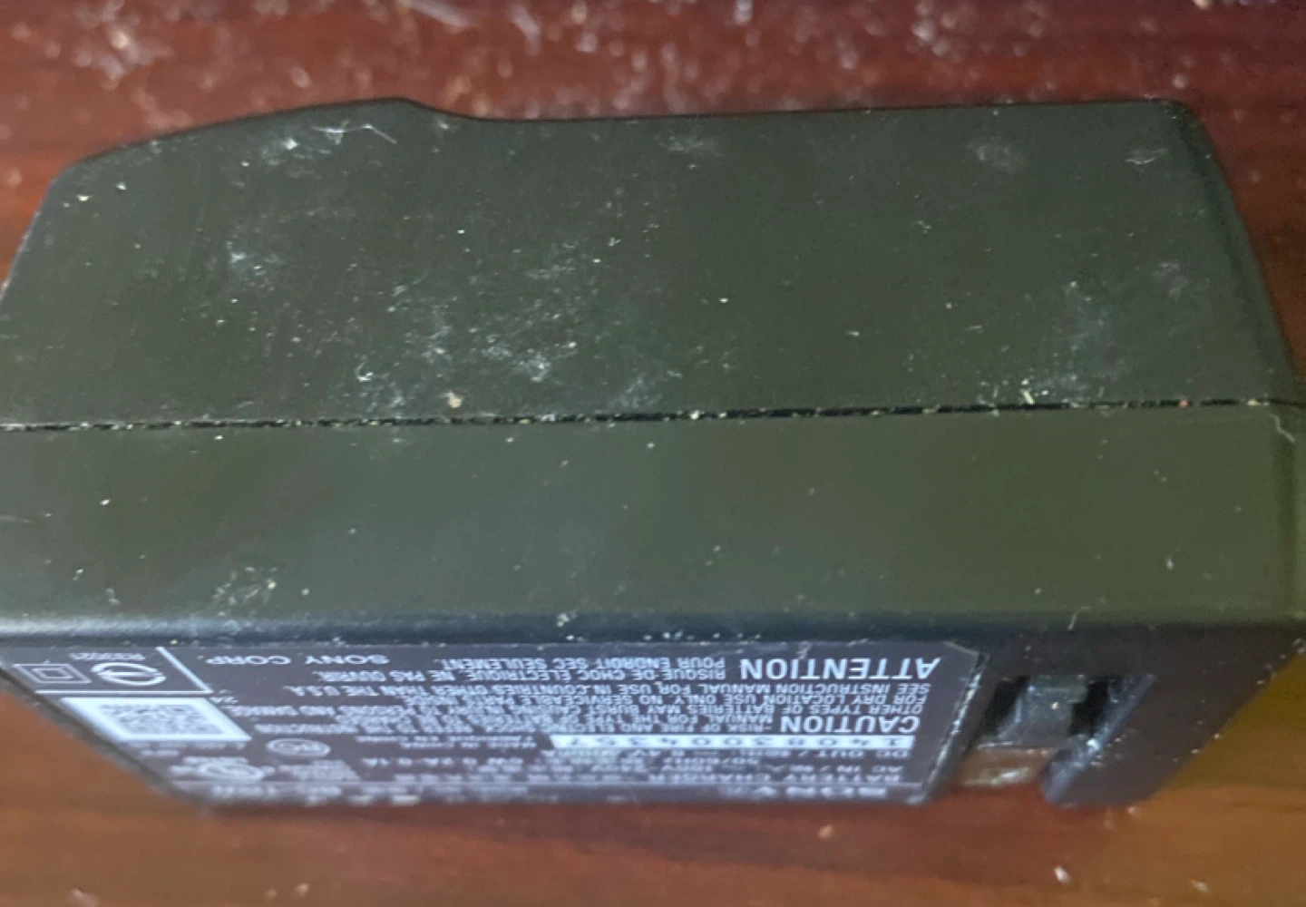Sony BC-TRW Battery Charger - photo 5