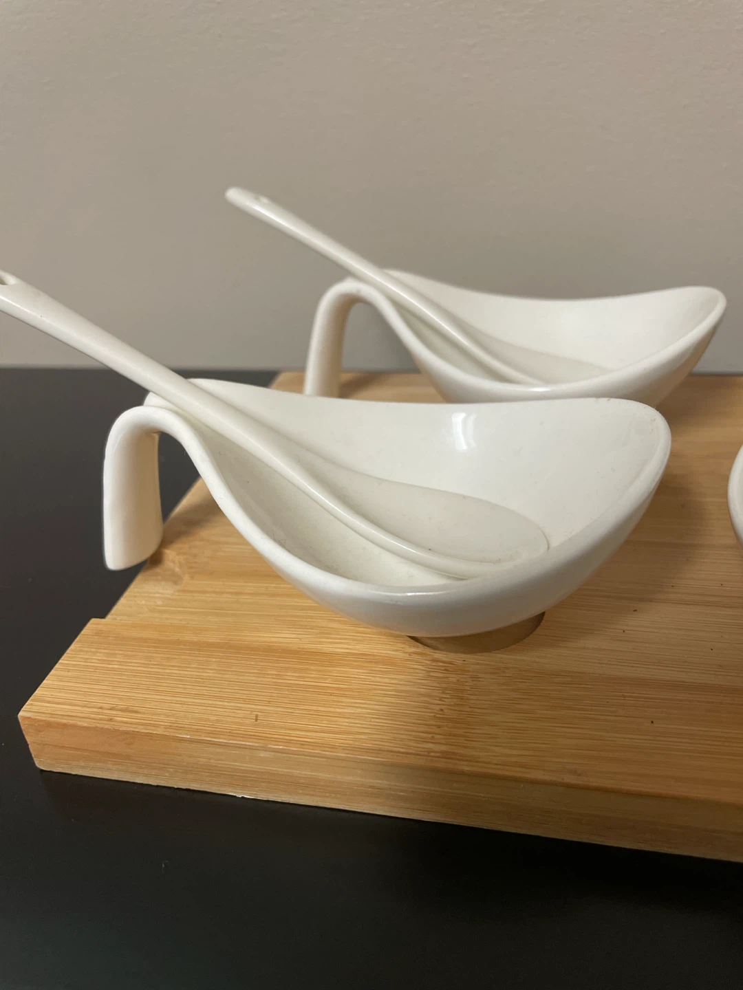 White Ceramic Dipping Sauce Spoons with Bamboo Tray - photo 2