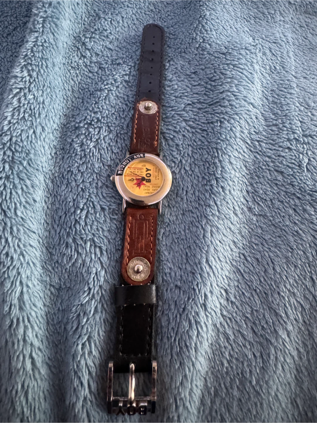 Vintage BOY LONDON Quartz Watch – Red Star Street Map Dial