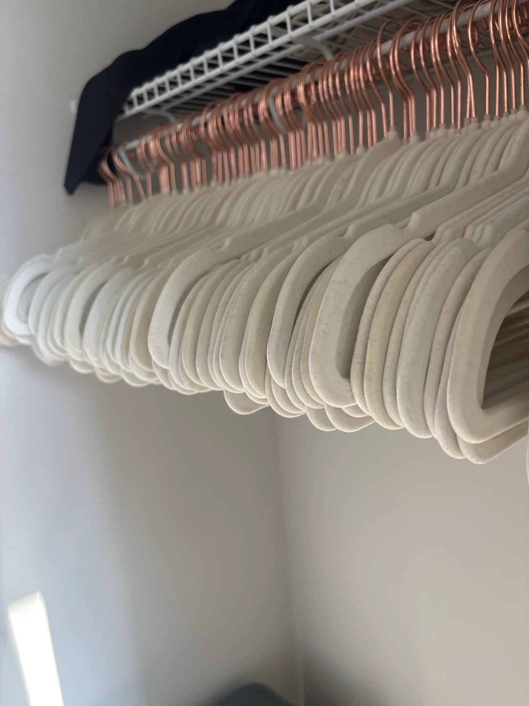 White Velvet Hangers Pack of 200