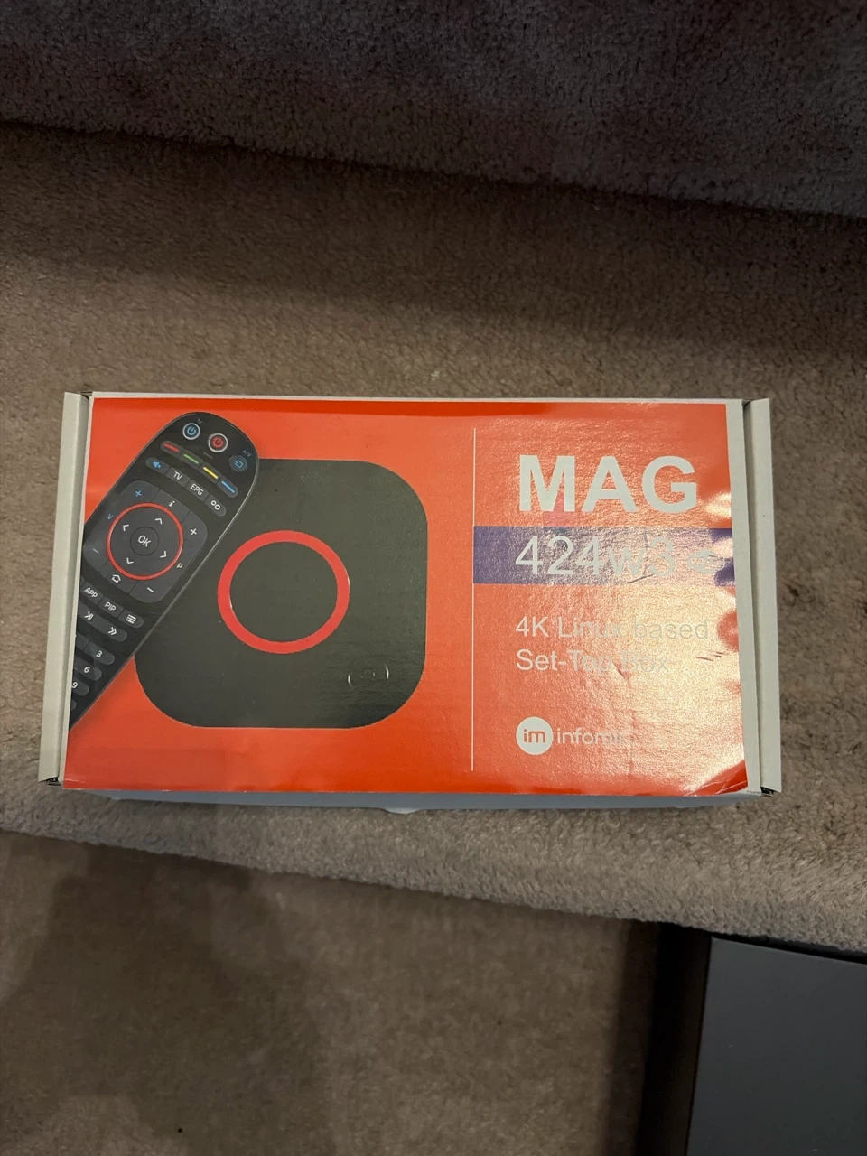 MAG 424w1 4K IPTV Set-Top Box