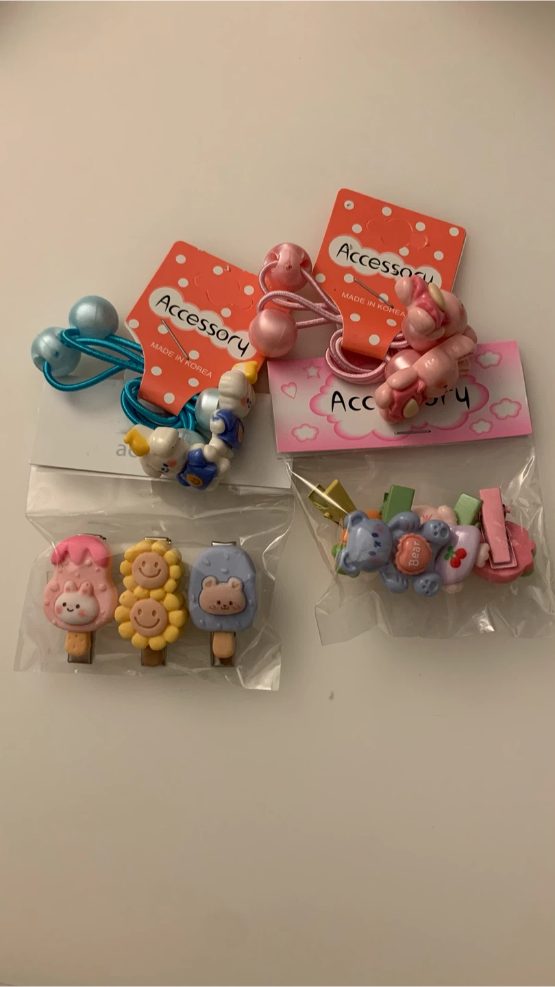 Adorable Hair Accessories for a Little One 🎀
