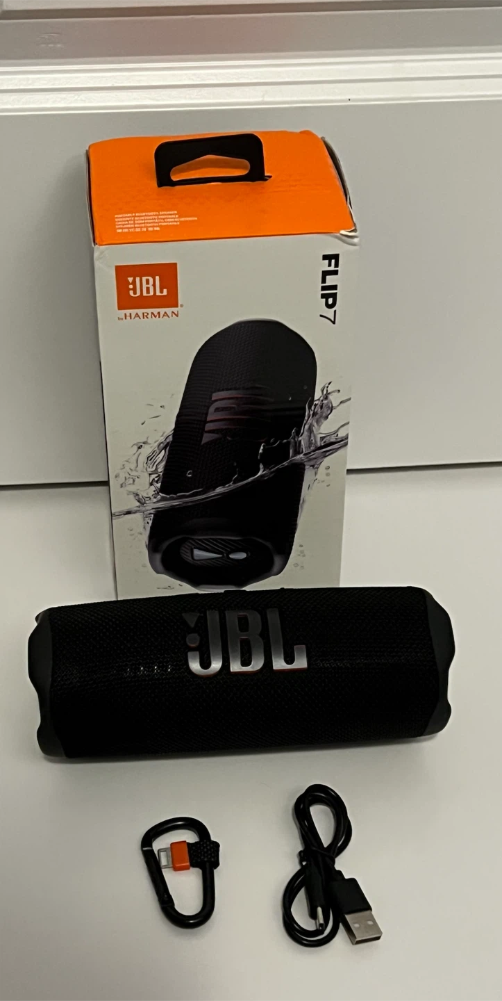 JBL Flip 7 Portable Bluetooth Speaker
