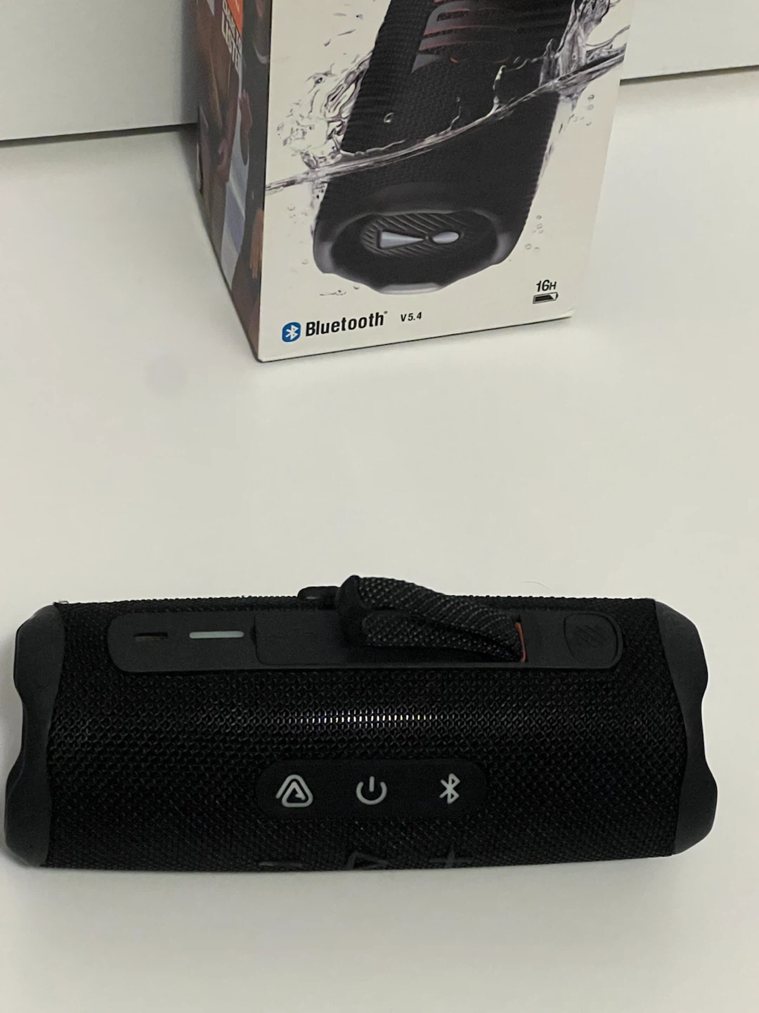 JBL Flip 7 Portable Bluetooth Speaker - photo 4