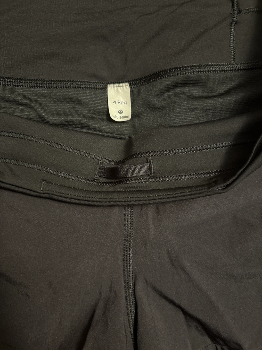 Lululemon Speed Up Low Rise 2.5” Black-Size 4 Regular - photo 3