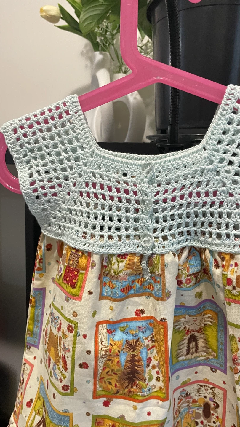 Baby Dress with Cat and Flower Applique - photo 5