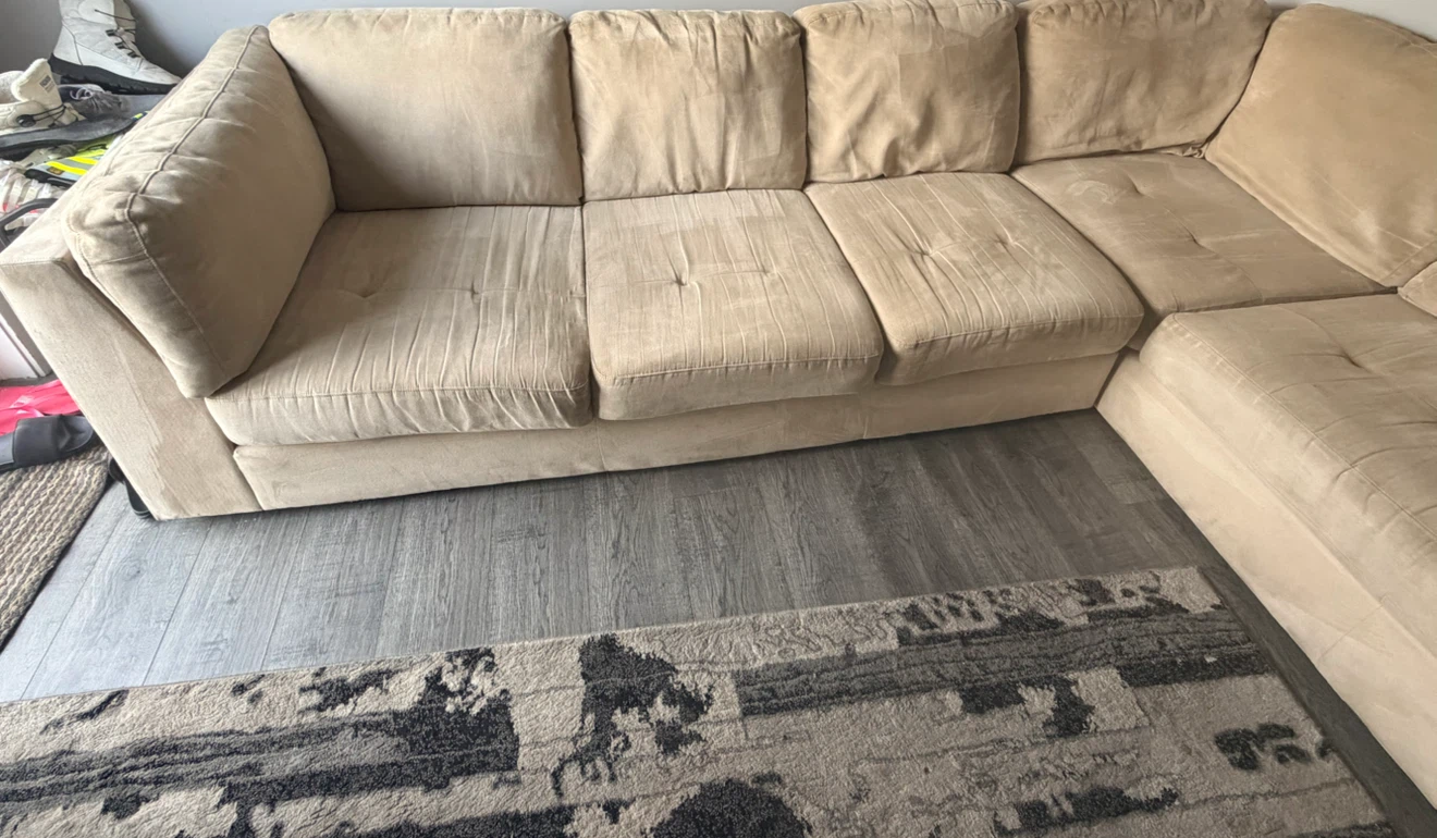 Sectional Couch - photo 4