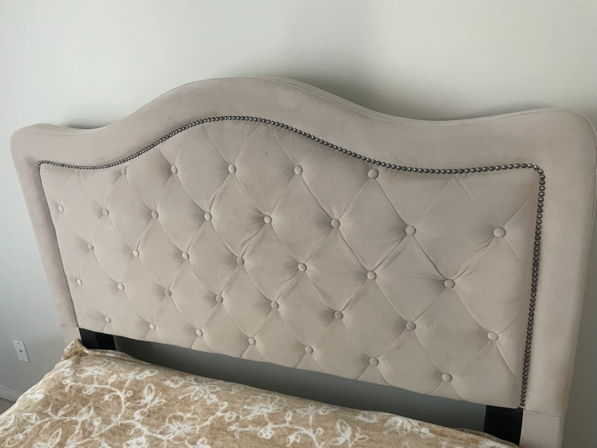 Queen Beige Tufted Headboard - photo 2