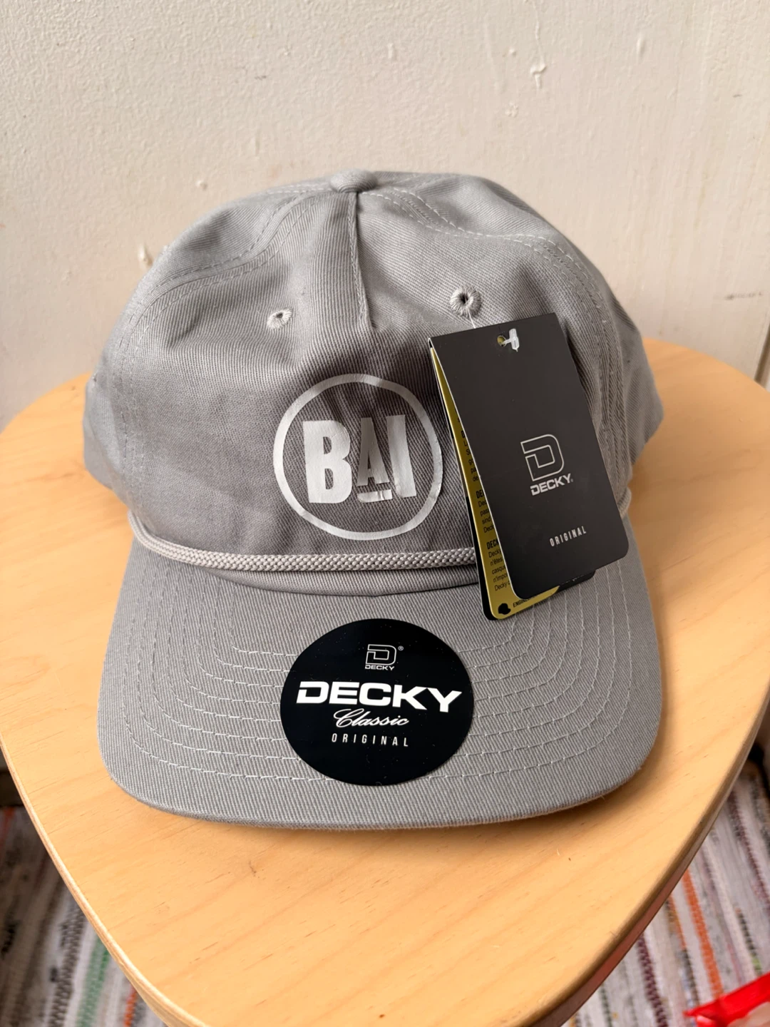 New Decky cap