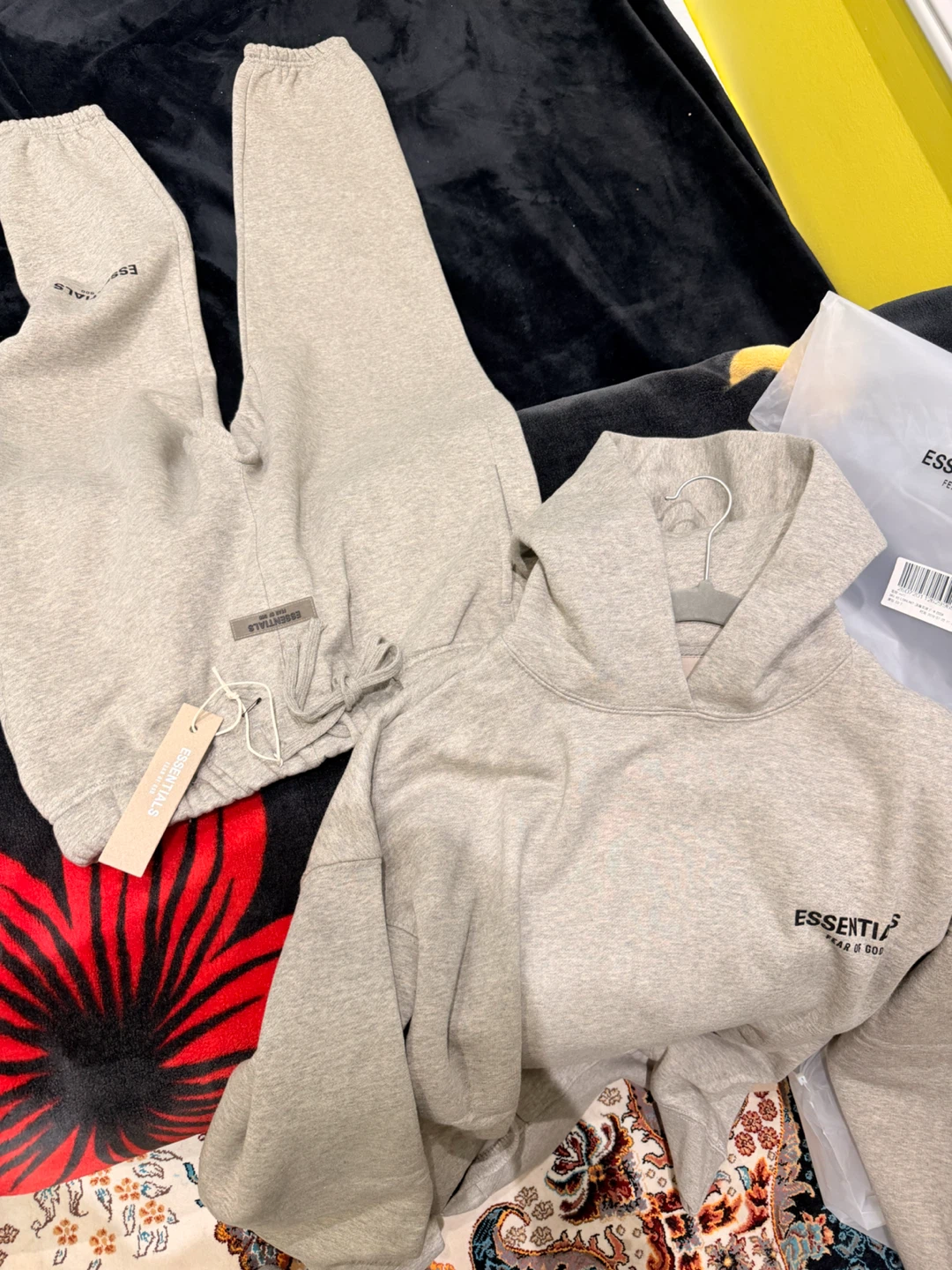 Fear of God Essentials Hoodie and Sweatpants Set - photo 3