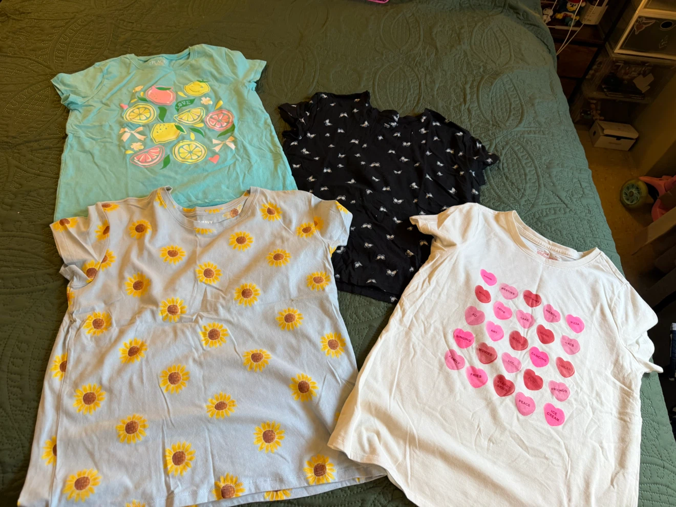 4 tee shirts Cat & Jack Girls XL (14) Graphic T-Shirt