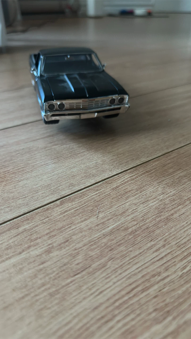 Black Diecast Model Car - photo 5