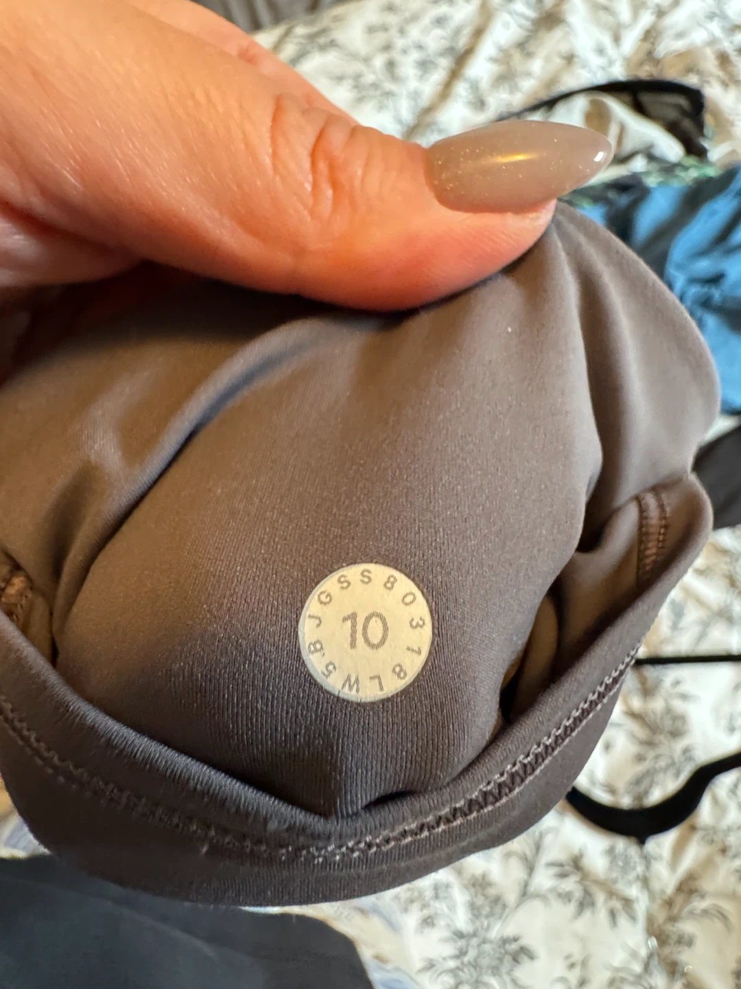 Lululemon Fast and Free Running Tight sz 10 - photo 4