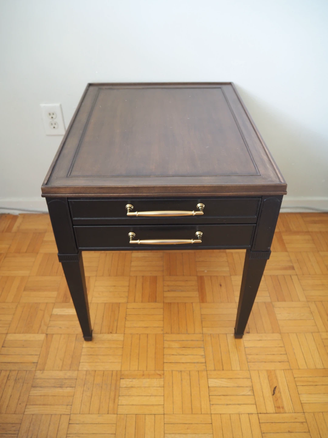Newly Refinished Solid Wood Side Table/End Table/Nightstand - photo 4