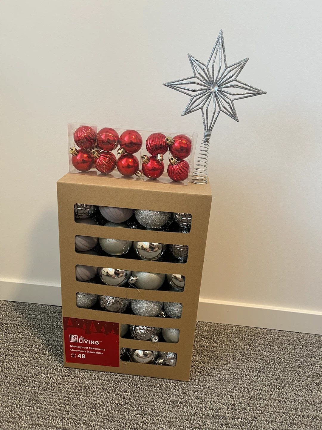 Pre lit christmas tree with ornaments - photo 4