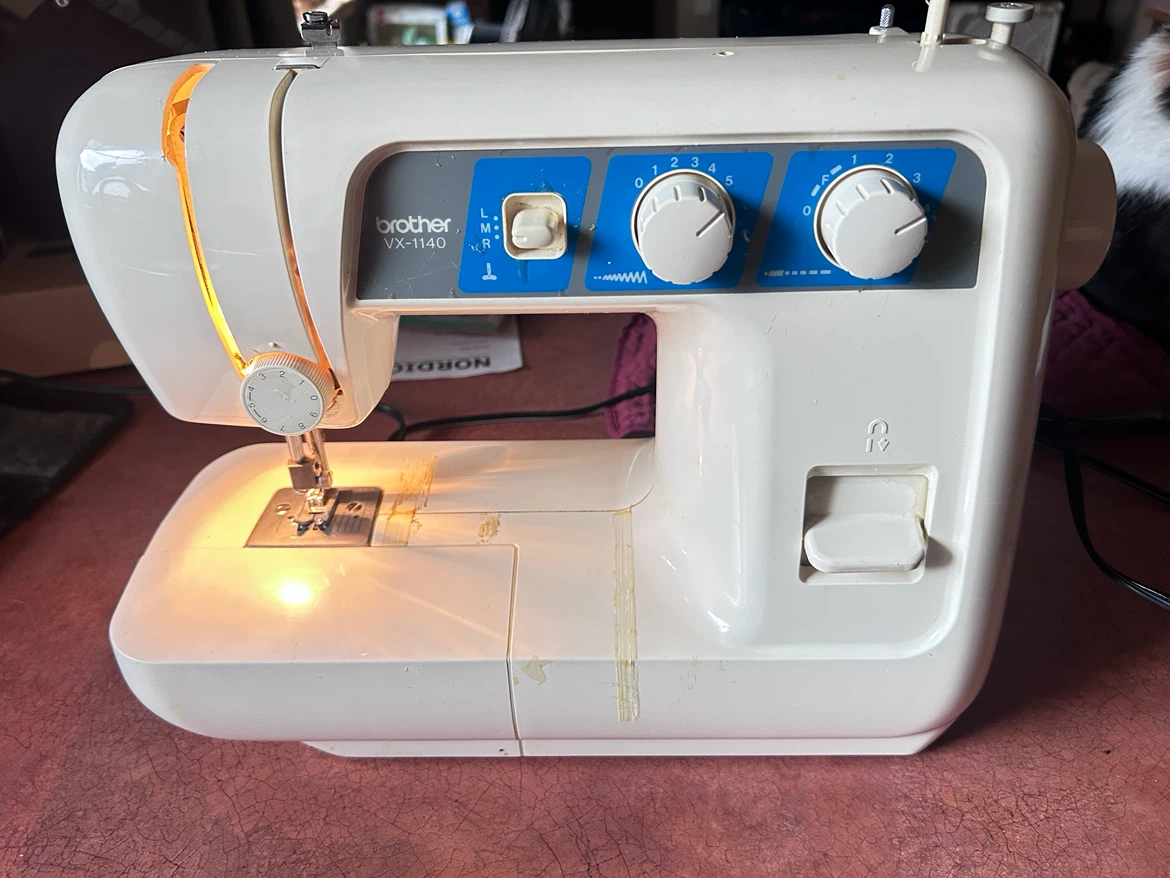 Brother VX-1140 Sewing Machine