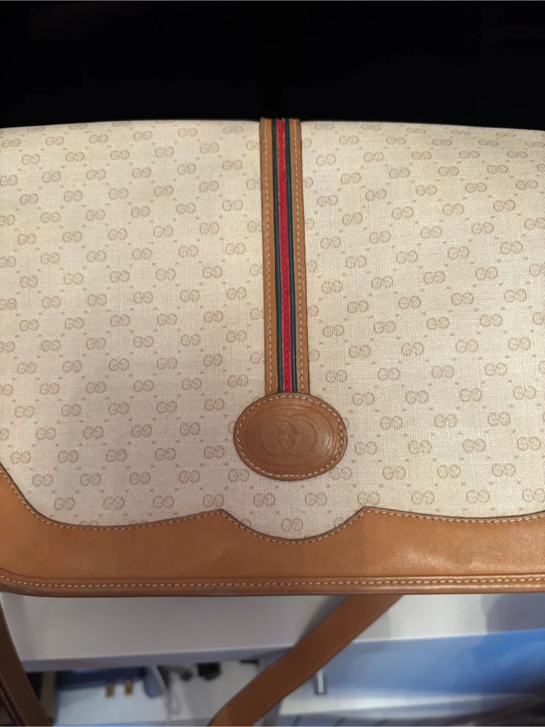 Gucci Shoulder Bag - photo 3